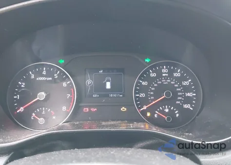 2019 Kia Sportage Lx z USA, uszkodzony, nr VIN KNDPM3AC7K7584761